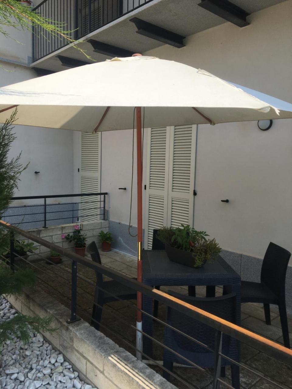Home Holiday "Da Mamma" Άλμπα Εξωτερικό φωτογραφία